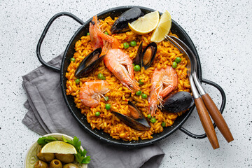Traditional Spanish seafood paella