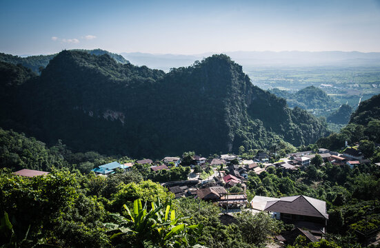 Ban Pha Mee Viewpoint at Akha Hill Tribe Village, Ban Phamee, Chiang Rai Province 