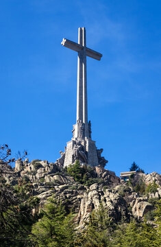 La Cruz del Valle de los Ca&iacute;dos