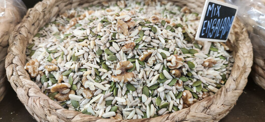 dehydrated salad mix