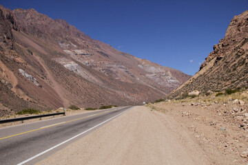 road to the mountains