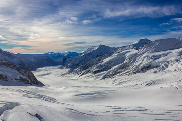 Fototapeta na wymiar Panoramic view of the Great Aletsch Glacier, Switzerland.