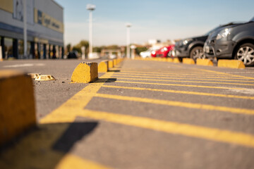 Artistic view of a parking lot on a shopping with perspective during covid quarentine © LautaroFederico