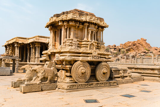 India, Karnataka, Hampi, Stone chariot at temple of Vijaya Vittala complex in desert valley of Hampi