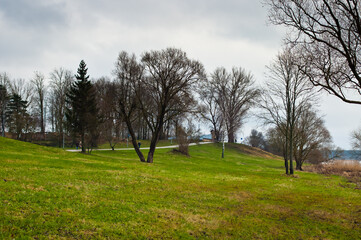 The promenade in Kengarags, a Park in autumn