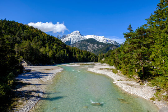 Isar flowing through Hinterau Valley in summer