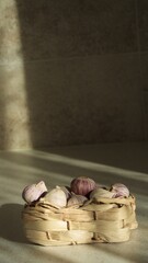 Garlic in basket to protect in coronatime