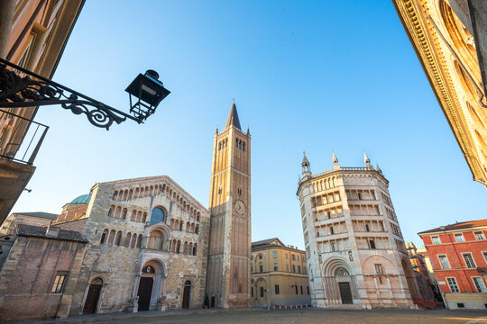 Italy, Province of Parma, Parma, Clear sky over Parma Cathedral and Baptistery