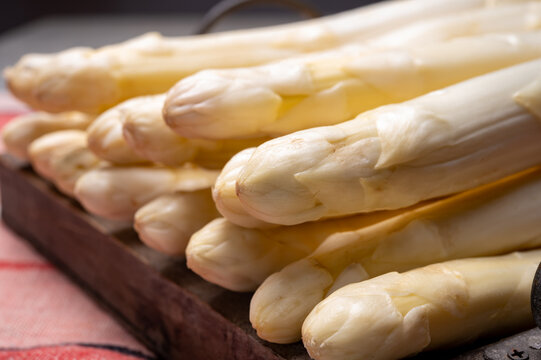 High quality big Dutch white asparagus vegetables ready to cook