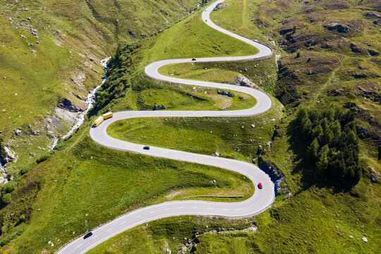 Serpentinen, Julierpass, Graub&radic;&ordm;nden, Schweiz