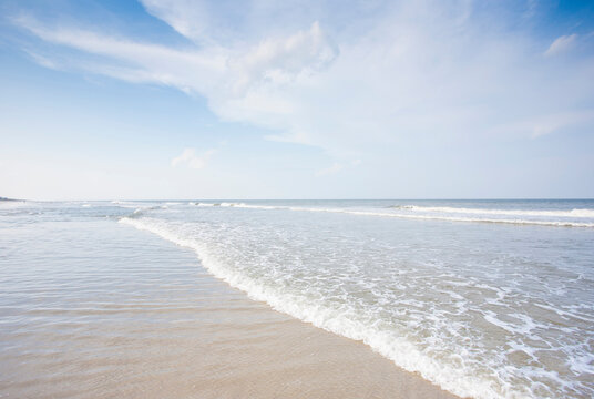 USA, North Carolina, Outer Banks, Corolla,  beach scene