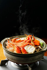 カニ鍋(ズワイガニ)　Snow crab hot pot (Japanese style)