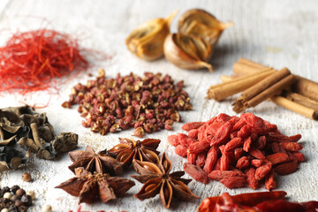 中華料理の香辛料とスパイスと中華素材
