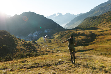 Unicycling © Jacob Slot