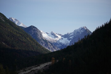 Fototapeta na wymiar Karwendelradtour entlang der Isar