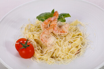 Italian pasta Linguini with prawns