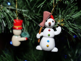 snowman with christmas tree
