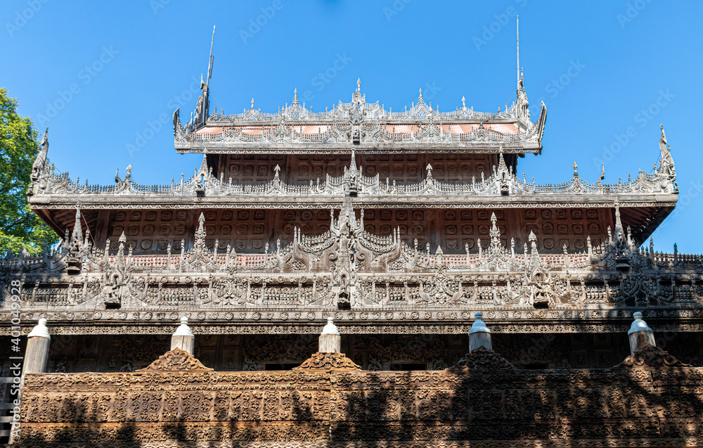 Wall mural Monastère Shwenandaw à Mandalay, Myanmar