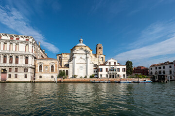 Fototapeta na wymiar Canal Grande, Venedig, Blick auf die Kirche S. Geremia