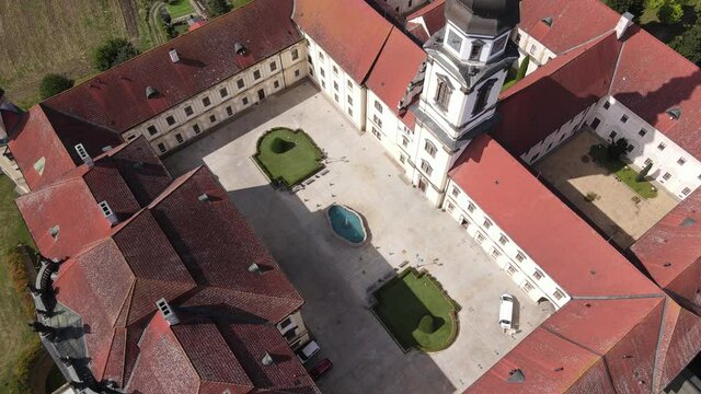 Olomouc is a city in the eastern province of Moravia in the Czech Republic.