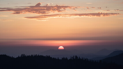 Obraz premium sunset in the mountains