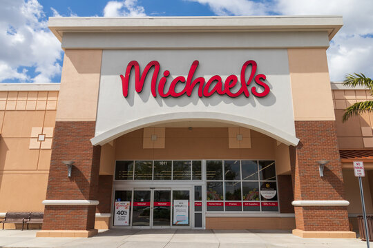 Fort Myers, FL, / USA 3/11/20 : Michaels' store entrance to one of their locations in Cape Coral Florida; Michaels is a retail chain of stores specializing in arts and crafts