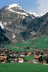 Fototapeta na wymiar View of Lake Lungern valley and village in Obwalden, Switzerland.