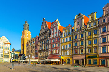Fototapeta na wymiar Image of Wroclaw Market Square in Poland with old buildings