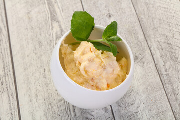 Curd with dry apricot