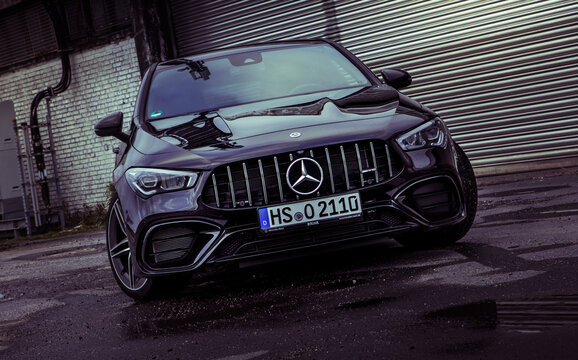 Mercedes-Benz CLA 45S AMG Shooting Brake 