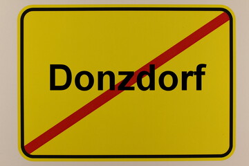 Illustration eines Stadtausgangsschildes der Stadt Donzdorf