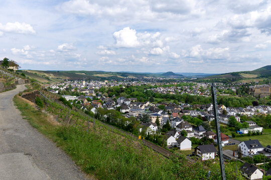 Wandern im Ahrtal &uuml;ber Ahrweiler auf dem Rotweinwanderweg