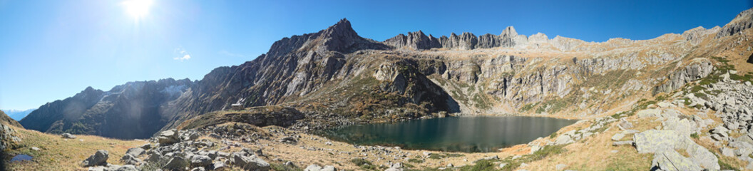 The Como refuge hut on Lake Darengo