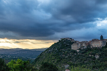 Fototapeta na wymiar Hillside town of Arpino, Italy