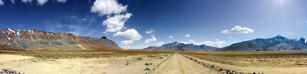 Fototapeta na wymiar Road in Tibet, Snowy Mountains, Himalayas, Ladakh, India