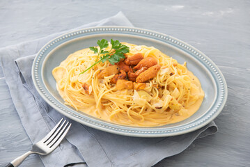 ウニのクリームパスタ