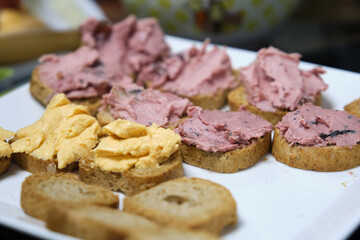 bread with pate of two types