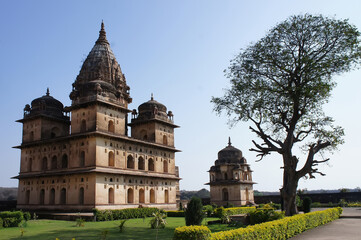 Obraz premium Orchha State, Orchha Fort, the ancient Indian kingdom, Orchha Reserve, Indian architecture, Hinduism, Madhya Pradesh. India