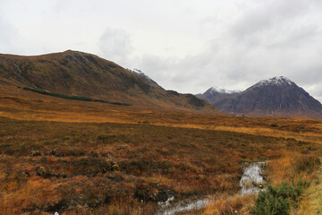 Fototapeta na wymiar The autumn landscape of the Scottish Highlands