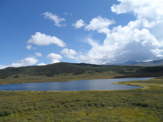 Fototapeta premium lake and clouds