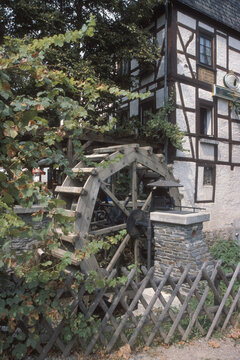 Alte Wassermuehle am Ortrand von Boppard