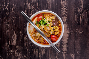 Rice Vermicelli wiith Northern Thai Pork Curry
