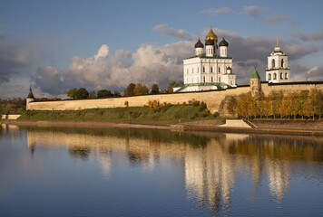 Fototapeta na wymiar Krom (Kremlin) in Pskov. Russia