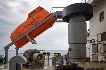 Freefall lifeboat construction onboard the ship