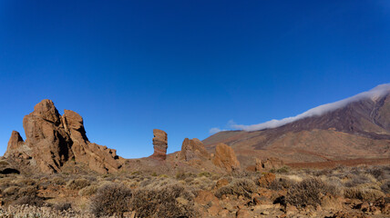 Fototapeta premium Roque Cinchado und Teide