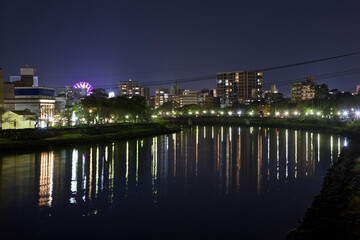 鹿児島市高麗橋周辺の夜景と甲突川	
