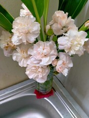 wedding bouquet on the car