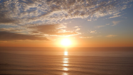 Naklejka premium Pacific ocean and sunset