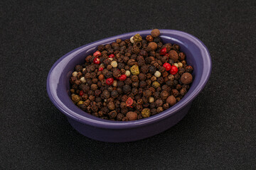 Peppercorn heap in the bowl