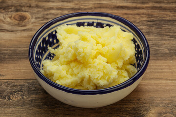 Mashed potato in the bowl